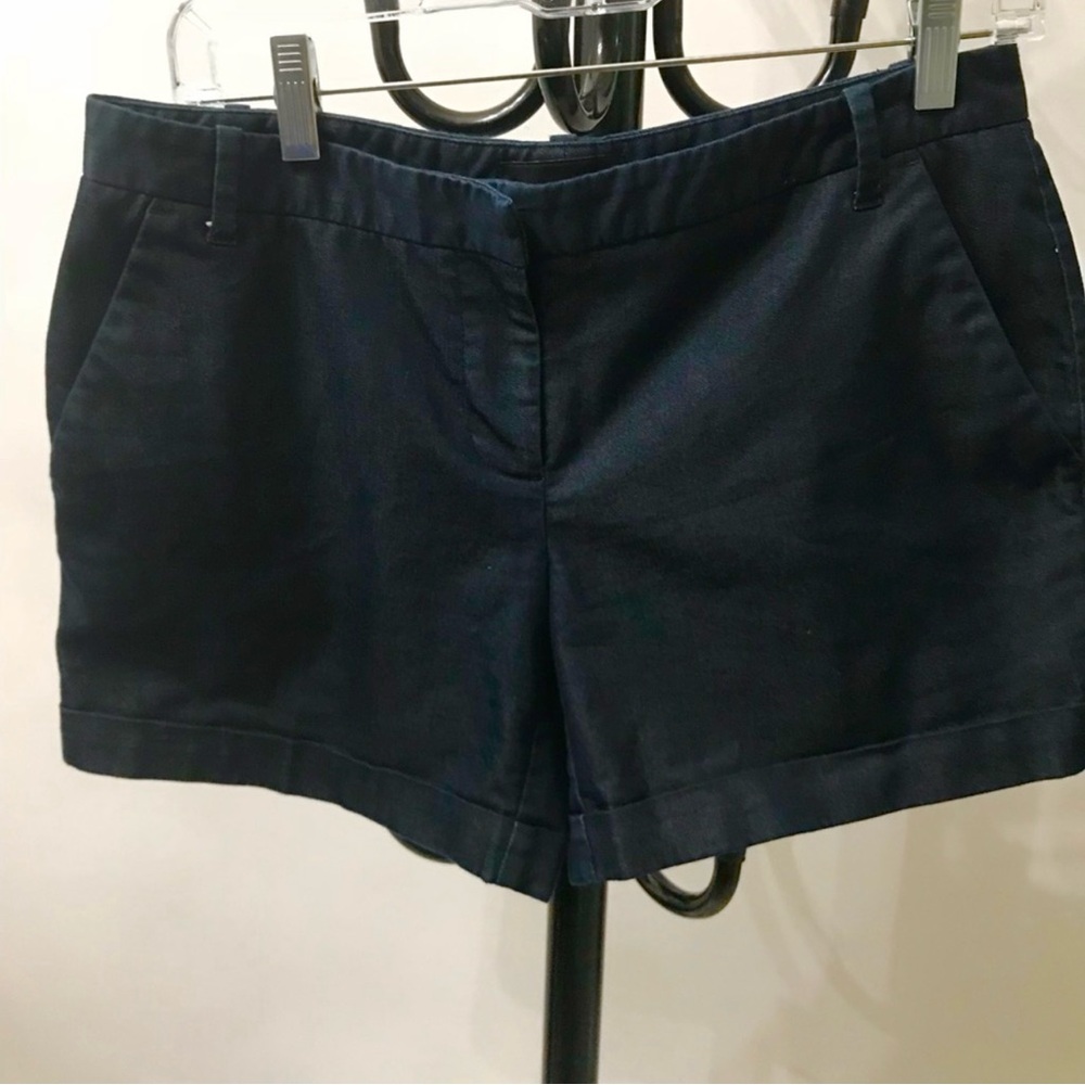 Women's Shorts Size 4 Waist 32” Dark Blue Cuffed Loops Casual Attention